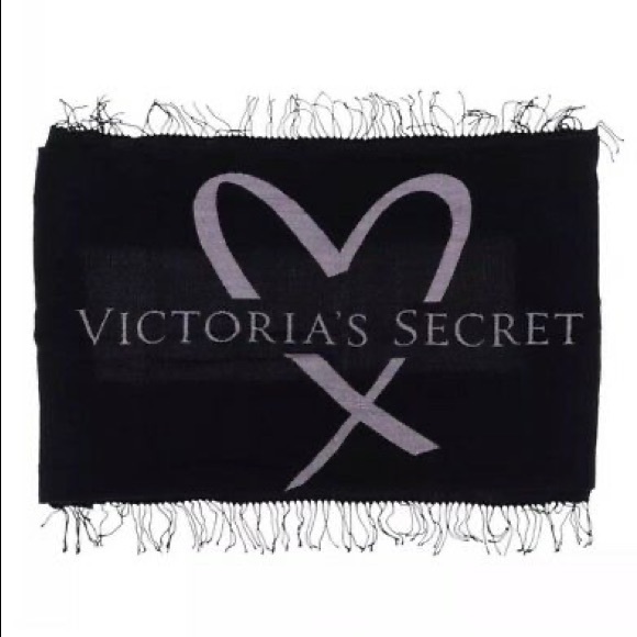 Victoria's Secret Other - BNIB Victoria Secret Throw Blanket 50x60